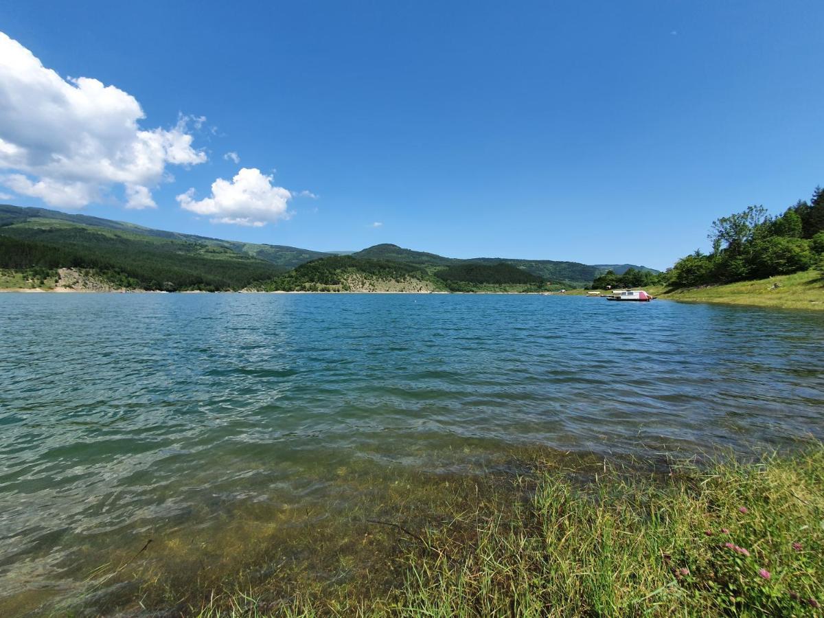 Zavojsko Jezero Pirot - Smestaj Manic *